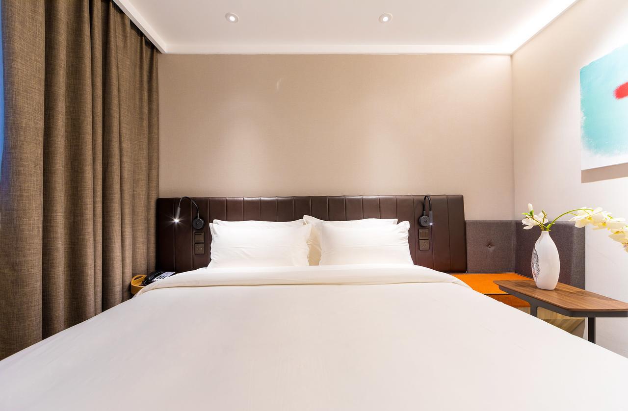 Hanting Hotel Shanghai North Bund Hailun Road Exterior photo